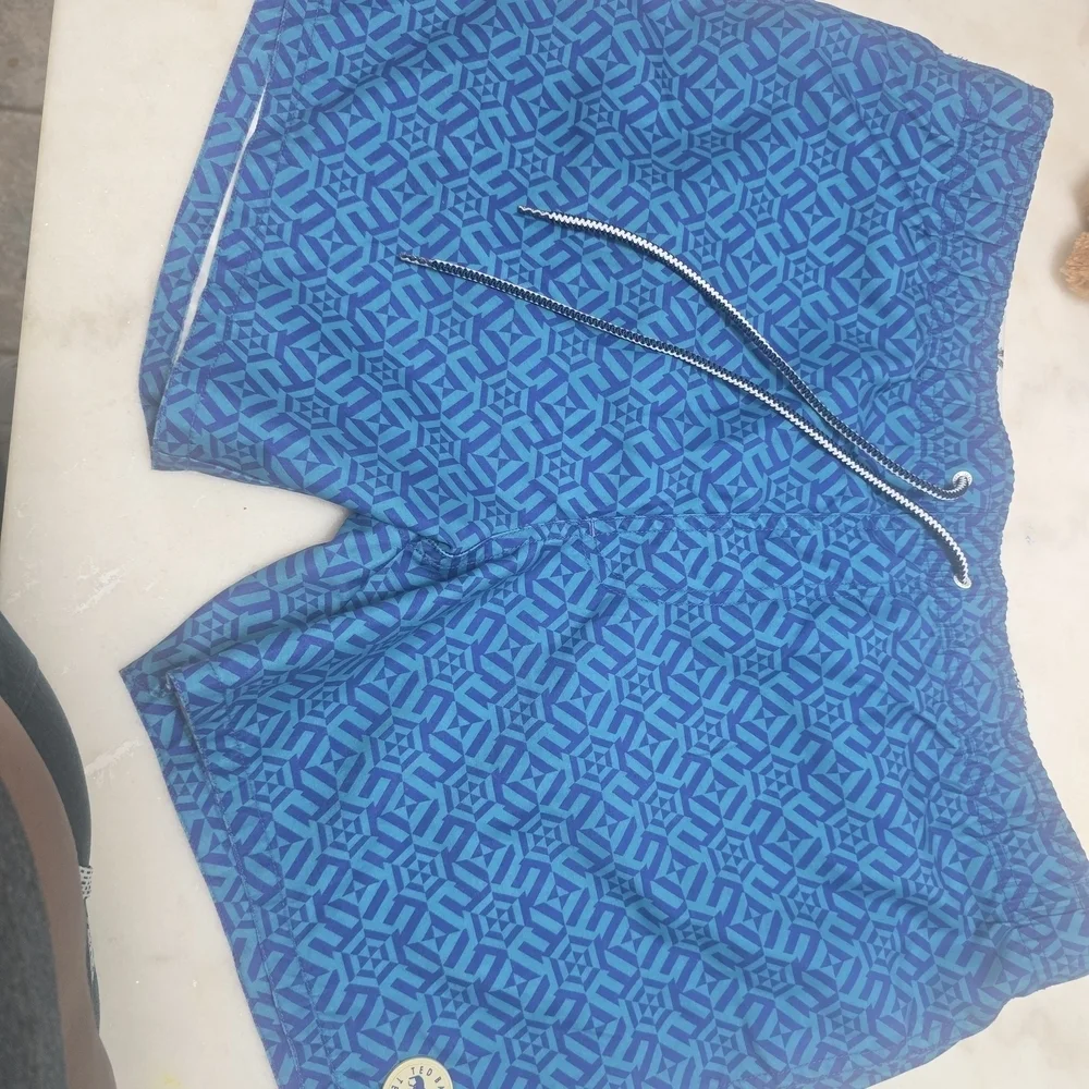 Ted Baker London vibrant blue